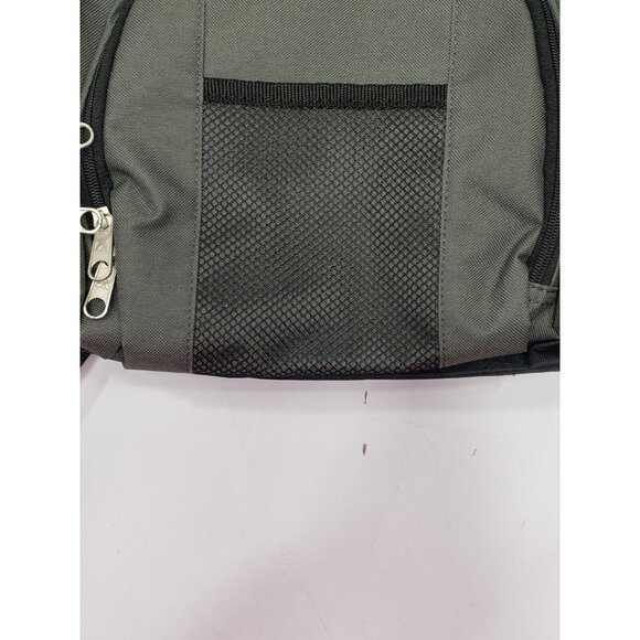 Everest Backpack With Front Mesh Pocket Comfortable Y Design Shoulder Straps - Picture 3 of 16